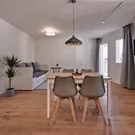 Appartamento Center With Mountain View *