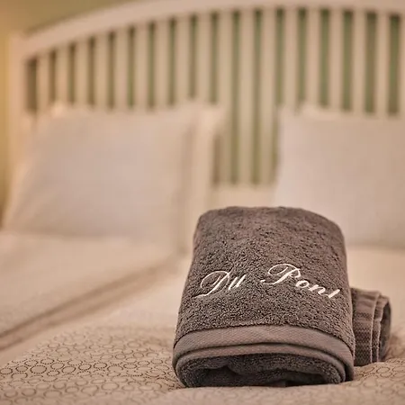 Center With Mountain View Lägenhet